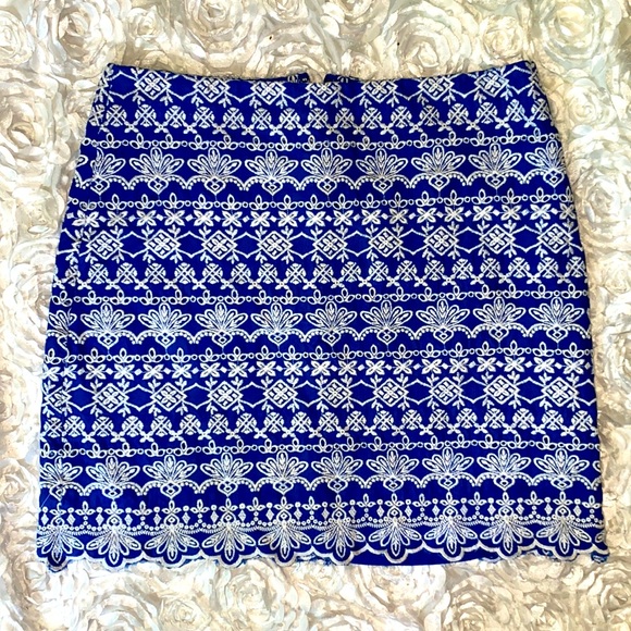LOFT Dresses & Skirts - Royal blue LOFT embroidered skirt size 4
